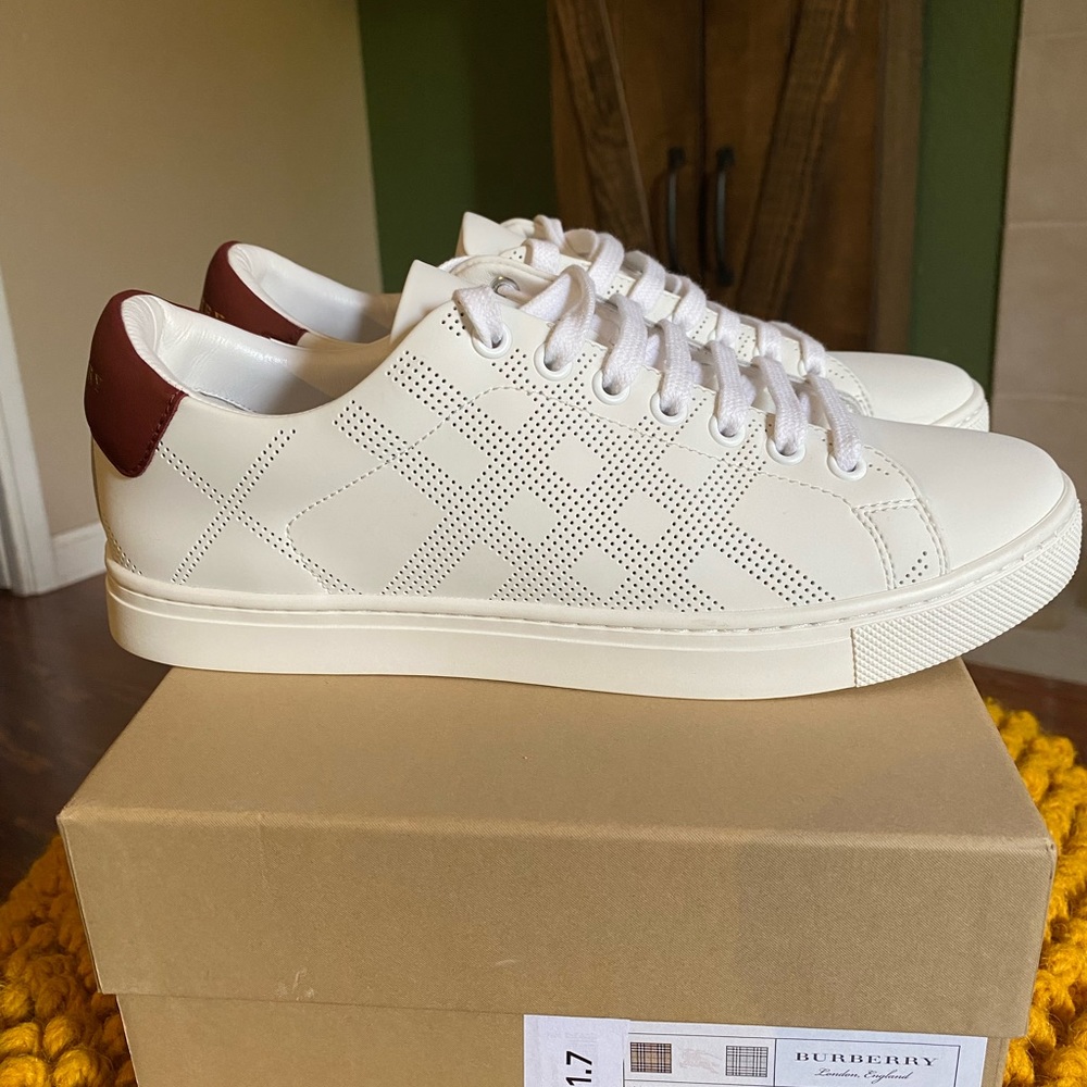 Burberry Sneakers